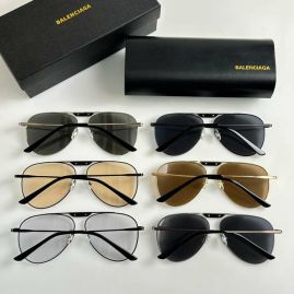 Picture of Balenciga Sunglasses _SKUfw54044934fw